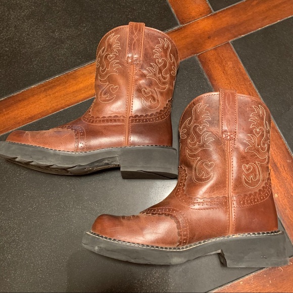 Ariat Womens Fatbaby Saddle Western Boot - Picture 3 of 8